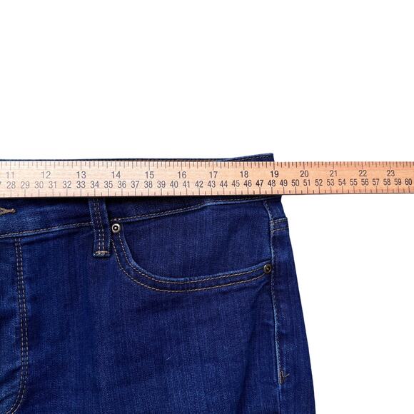 NYDJ Blue Denim Women's Size 14 Jeans Ankle Skinny Leg Casual Mid-Rise - Picture 8 of 10